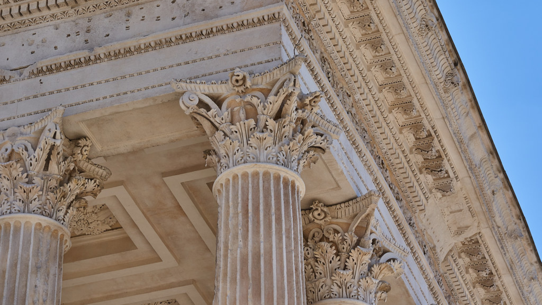 Maison Carrée